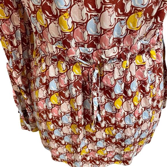 ModCloth Women's Cat Print Button Up Top Cinched Tie Back Size Small 100% Rayon - Picture 9 of 15